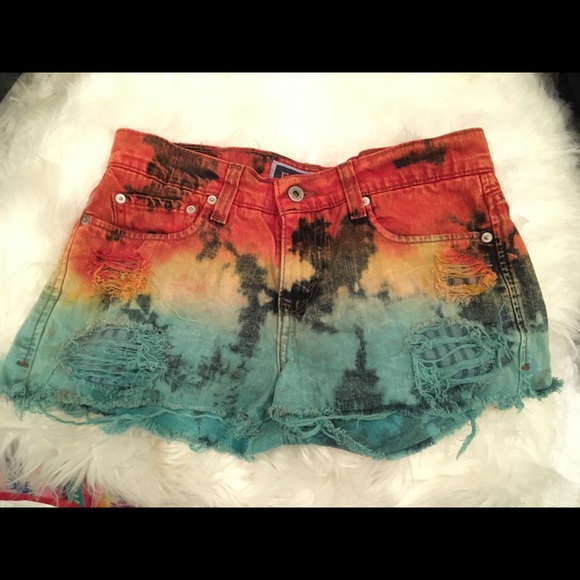 Levi's Pants - Levi’s tie dye rust/turquoise jean shorts